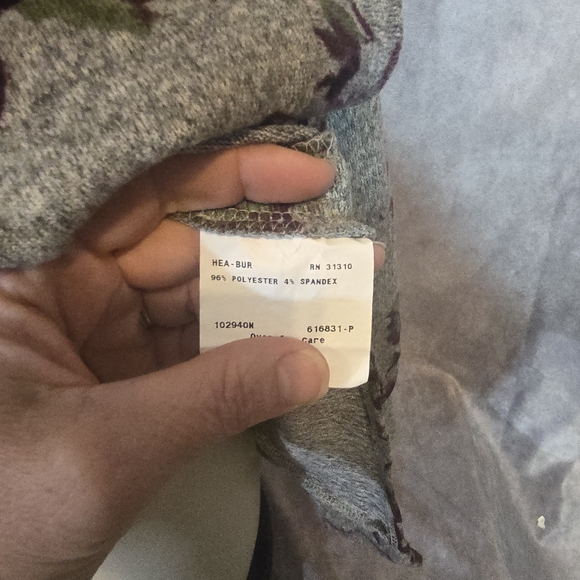 Women's Floral Long Sleeve Knit Top - Purple Floral - Picture 4 of 5